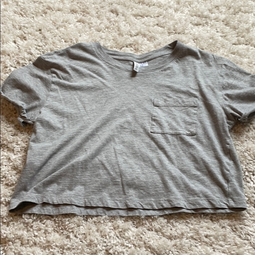 h&m divided shirt